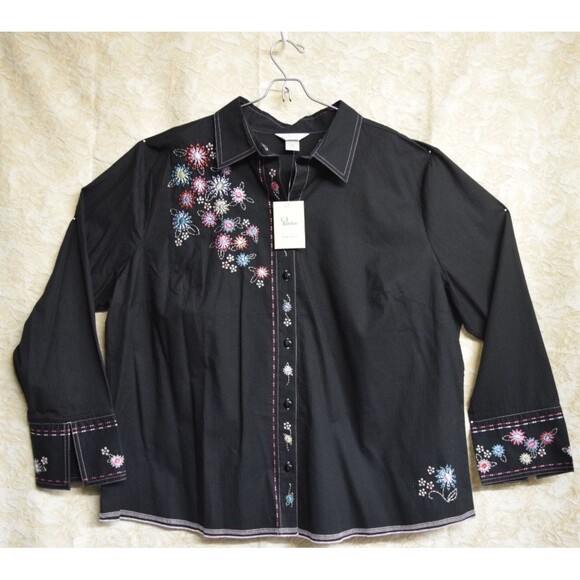 C.J. Banks Embroidered Plus 2x Y2K Shirt Black Floral Cotton Whimsy Dopamine - Picture 1 of 8